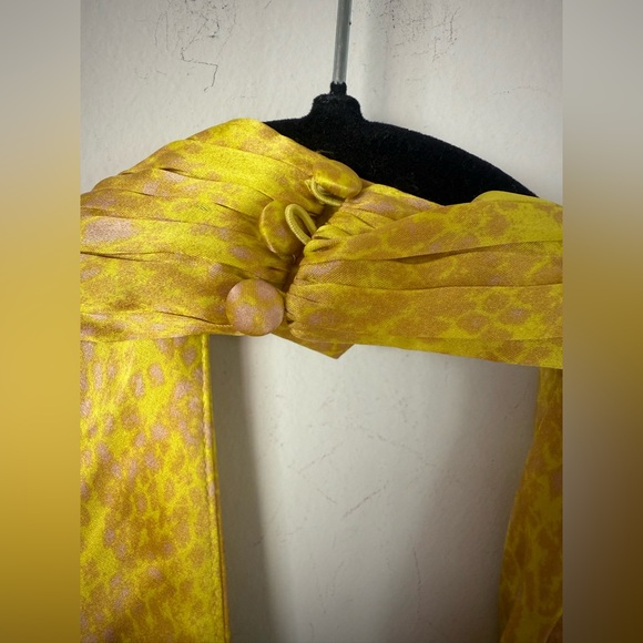 NWT L'AGENCE Estee Twist Neck Dress in Lemon Tonic Python Snake 100% Silk Gown - Picture 6 of 15